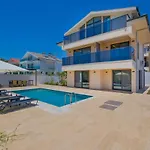 Villa Lavida - Private Pool For 6