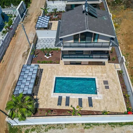 Willa Lavida - Private Pool For 6 *